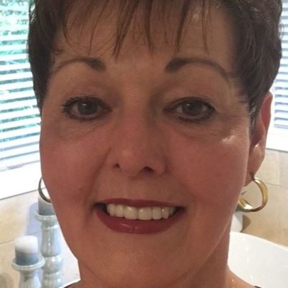 Meet your Posher, Yvonne - Picture 1 of 1